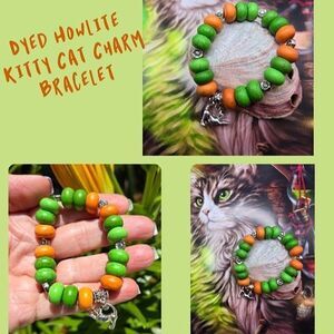 Howlite Dyed Gemstone Kitty Cat Charm Crystal Bracelet